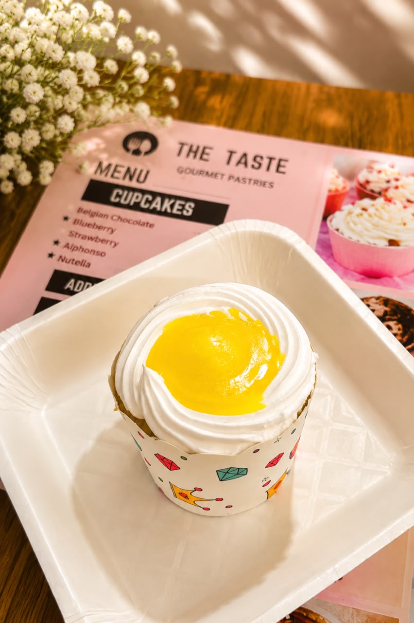 Lemon Yogurt Cupcakes